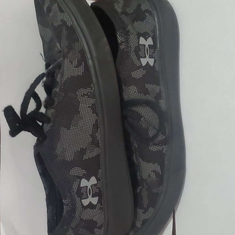 Boys under armour shoes